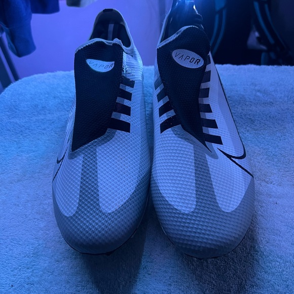 Nike Vapor Edge Pro 360 White Black Pure Platinum
Football Cleats Men Sz 12 new - Picture 4 of 7